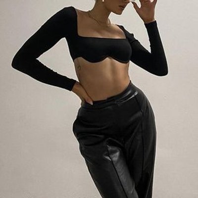 Plain Long-Sleeve Crop Top