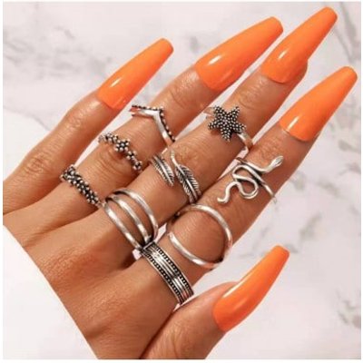 Metal Detail Silver Snake Design Ring Set