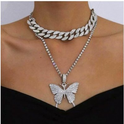 Silver Butterfly Design Rhinestone Detail Necklace Set