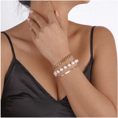 Gold Chain Design Pearl Detail Bracelet Set