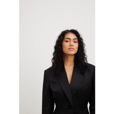 Carla Ginola x NA-KD Big Shoulder Satin Blazer - Black