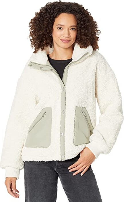 Levi's(r) Oversized All Over Sherpa Stand Collar Fashion Jacket (Cream/Seagrass) Women's Clothing