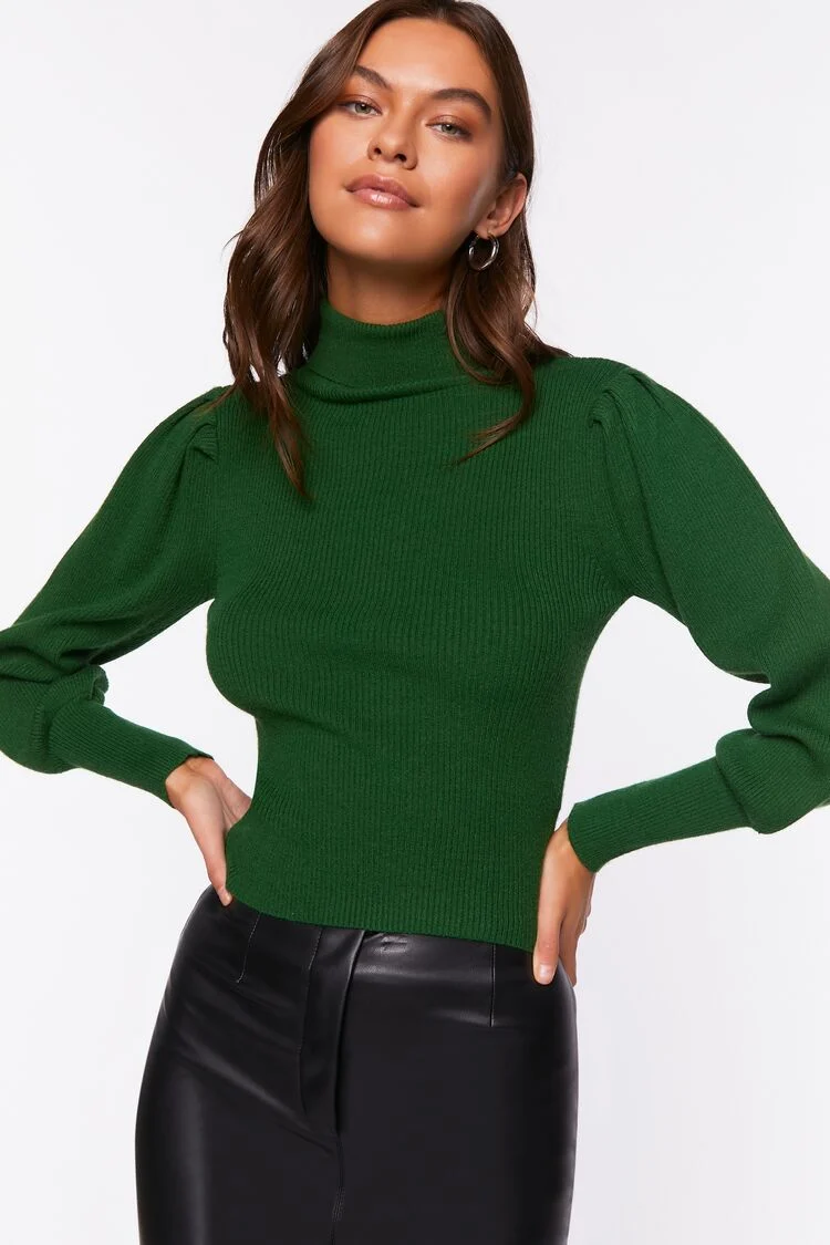 Women's Long-Sleeve Turtleneck Sweater in Green Small