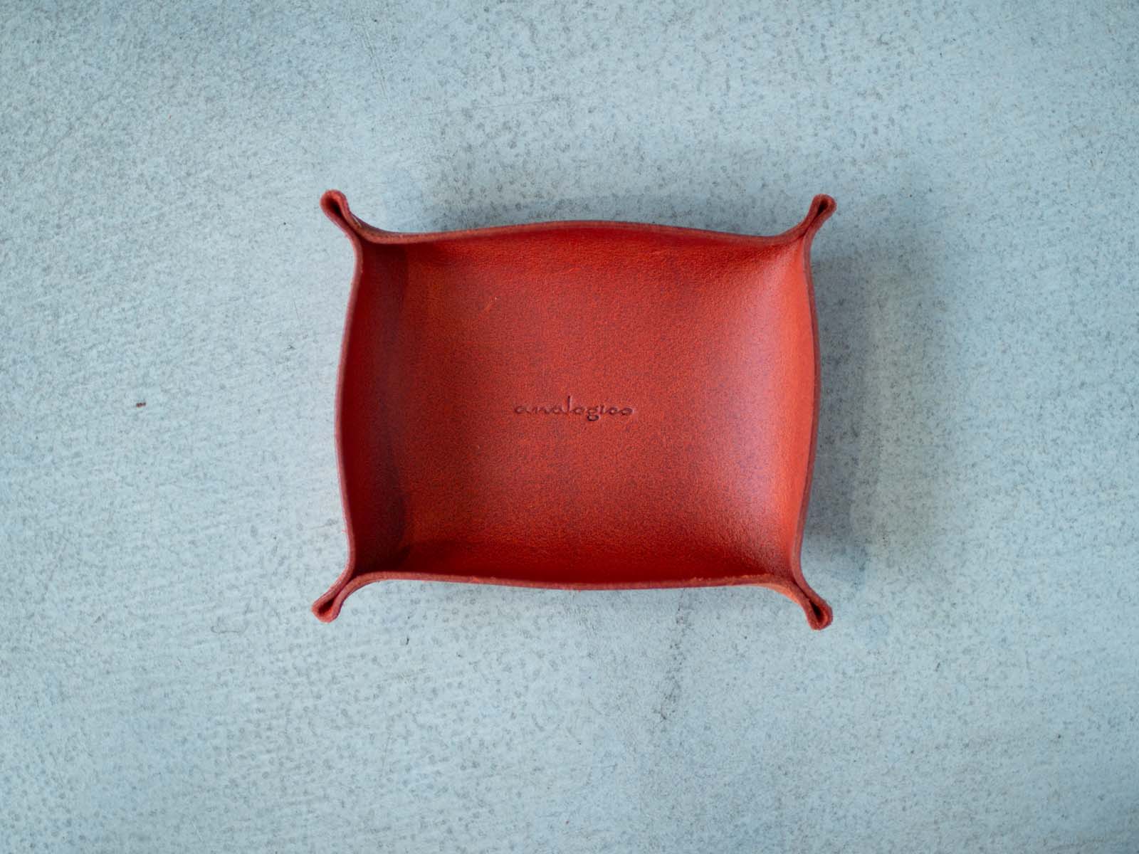 カシメトレイ M（とこ/レッド）