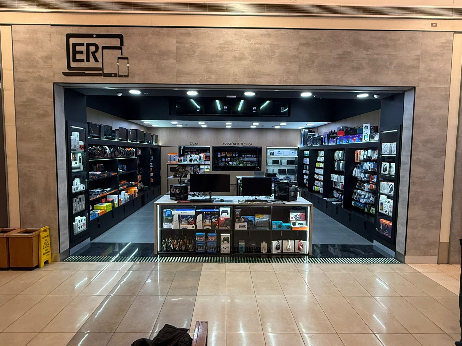 Ers Informatica ER INFORMATICA | Golden Square Shopping