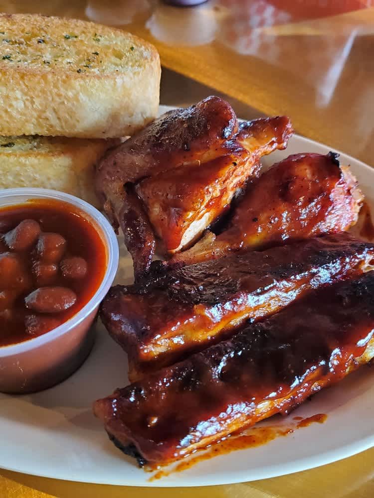 G Brothers Smokehouse background image