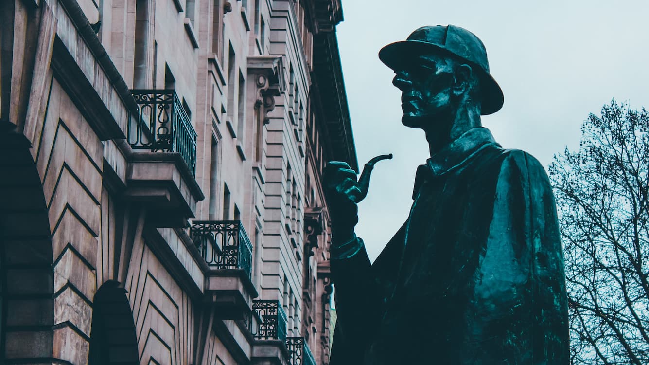 Sherlock Holmes Statue by the sculptor John Doubleday at London