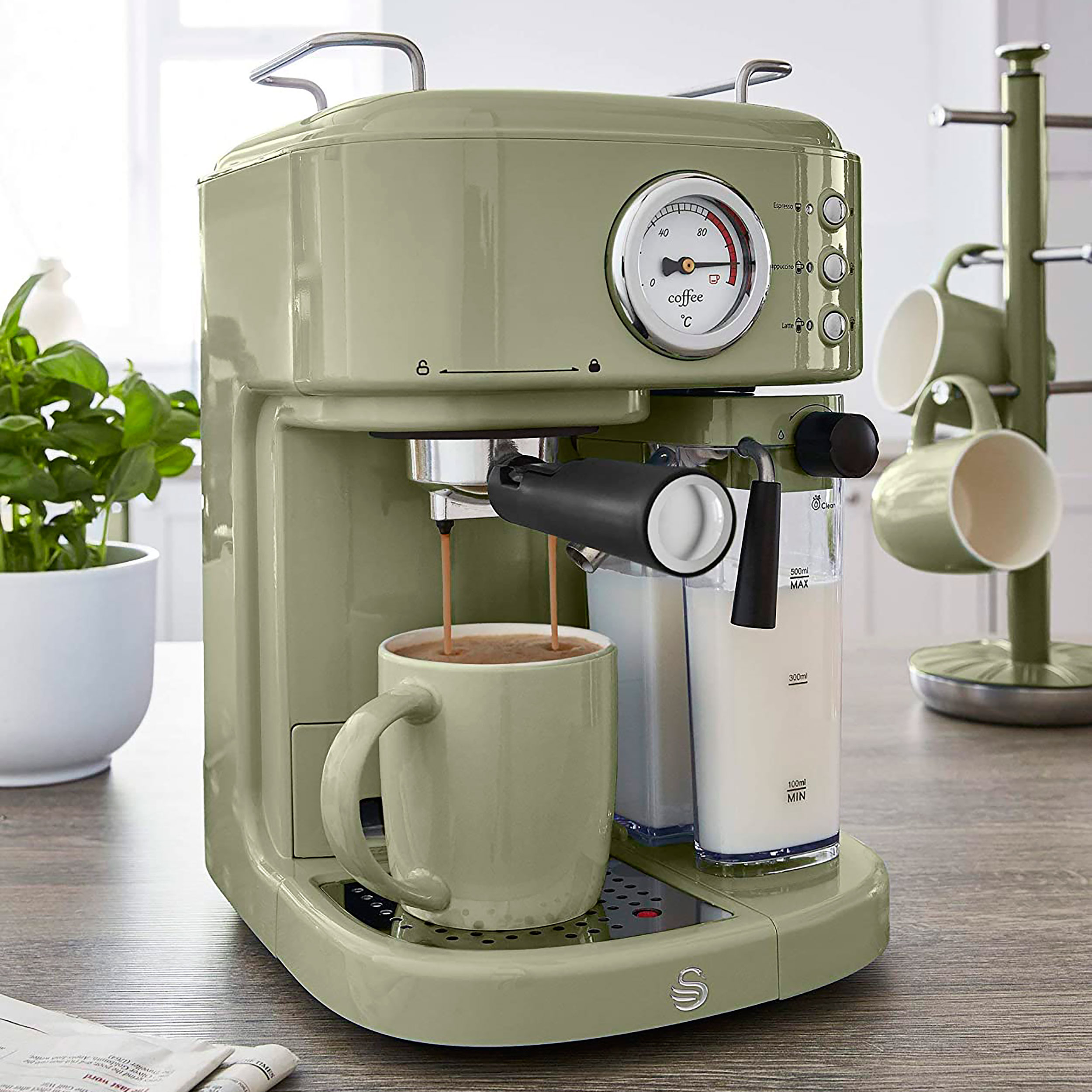 Swan Retro One Touch SK22150GN Cafetera Express Semi Automática para  Espresso y Cappucino, 15 Bares, Vaporizador con Depósito de Leche 0,5L, 1,7  L, Taza Grande o Pequeña, Vintage, Verde, 1200W