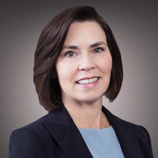 Photograph of Liz Lamb