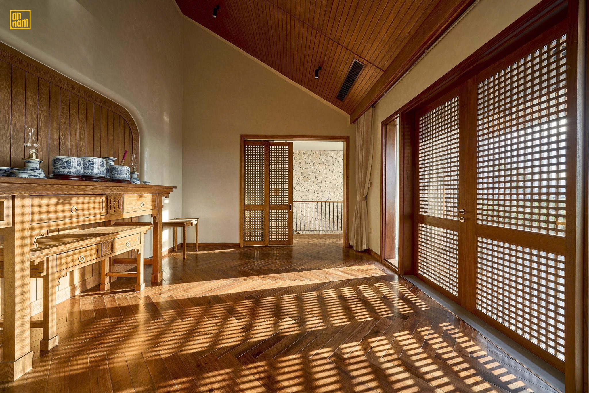SOLAR VILLA