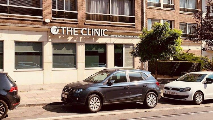 image dentiste Cabinet dentaire et médical "The Clinic" - Ixelles