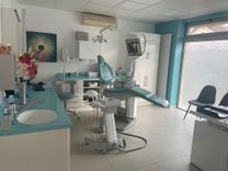 image dentiste Dr Dounya KHALIKANE