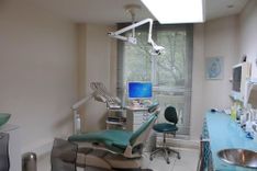 image dentiste Dr Fitoussi Jean-Charles - Dentiste Paris 12