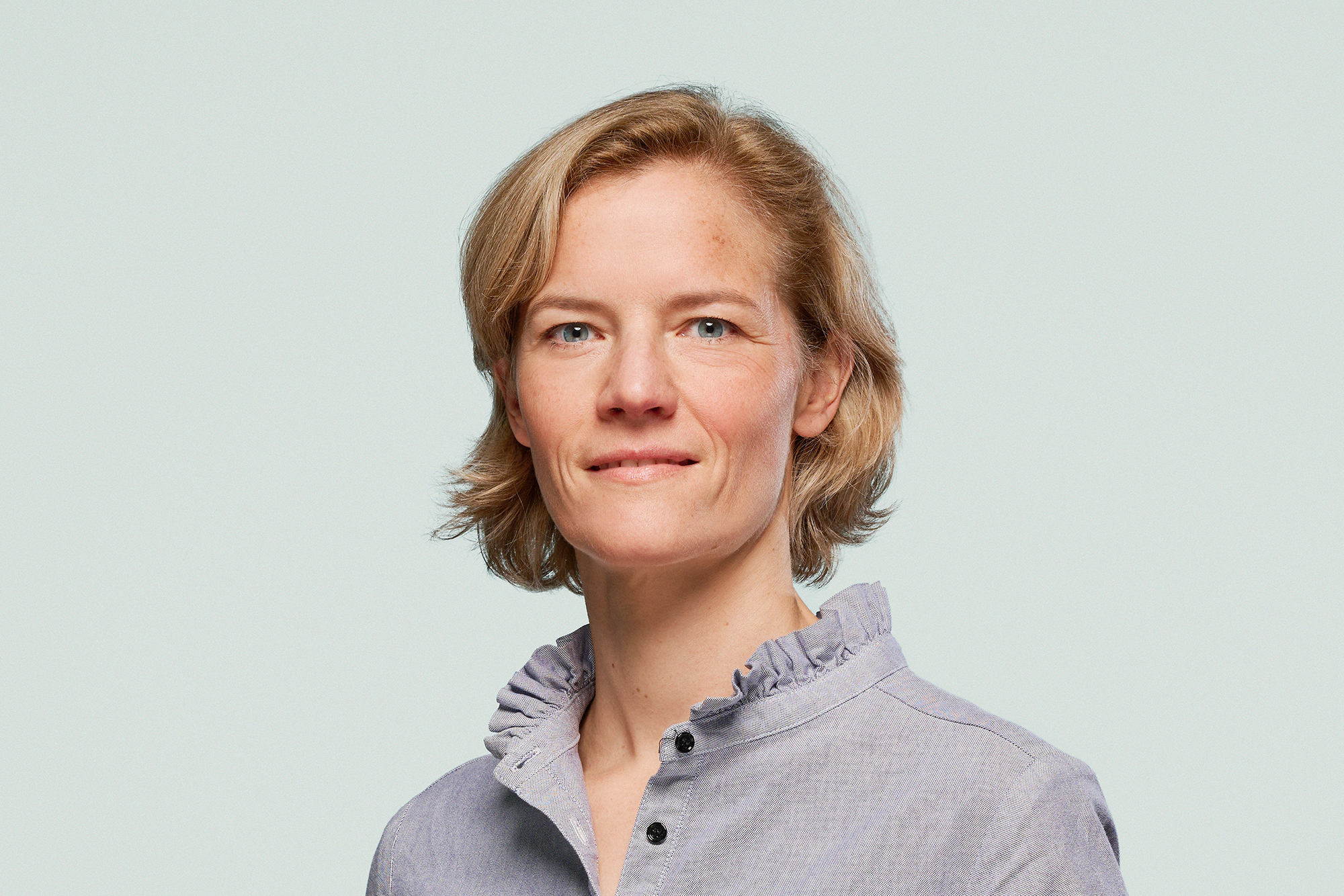 Nina Waldhauer - Expert