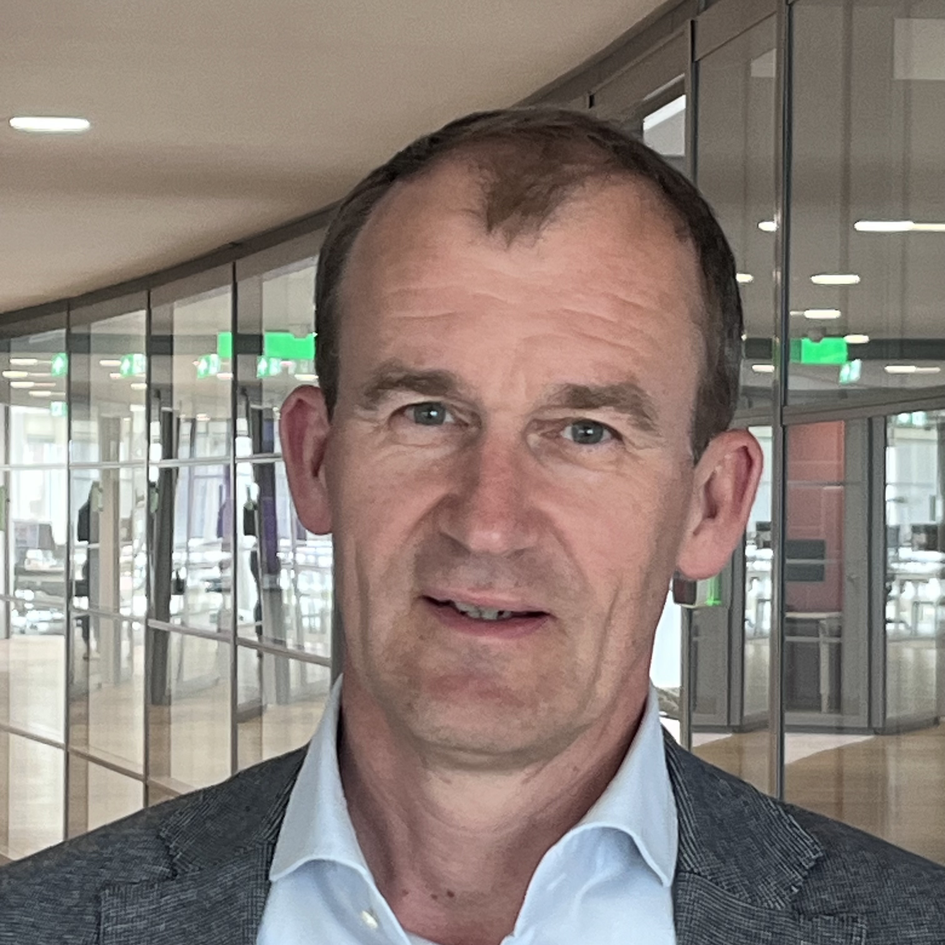Willem Adriaanssen - Expert