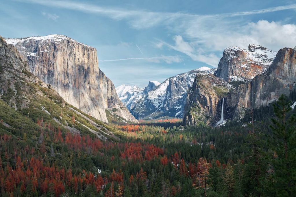 Photo of Yosemite Valley in Yosemite National park