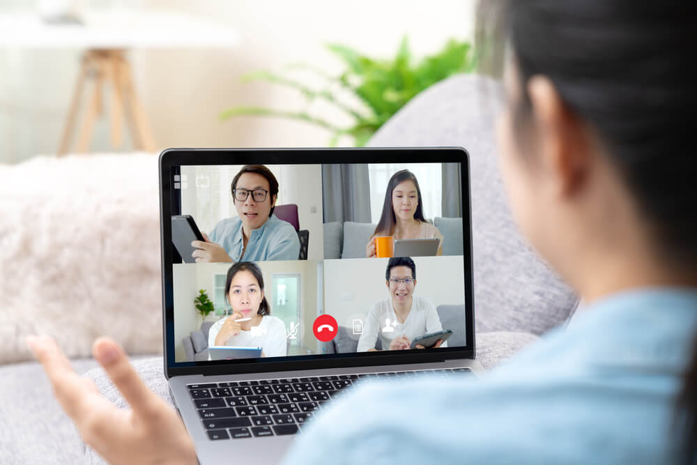 Team collaborating in the video conference platform 