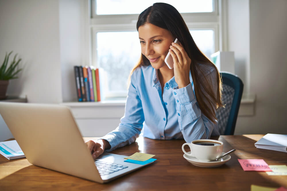 Women talking on the phone 