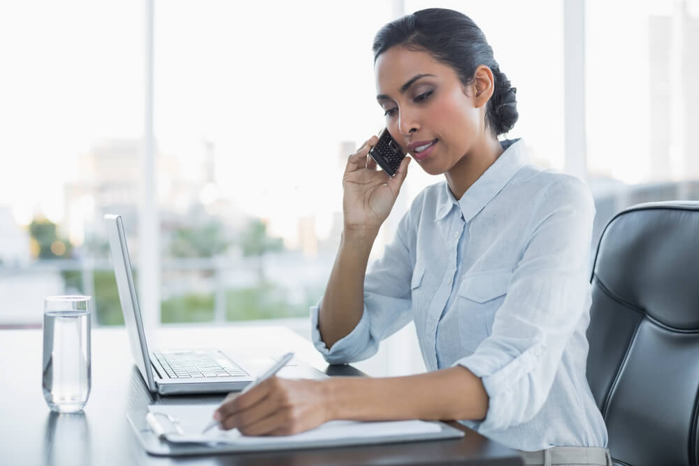 women talking with customer 