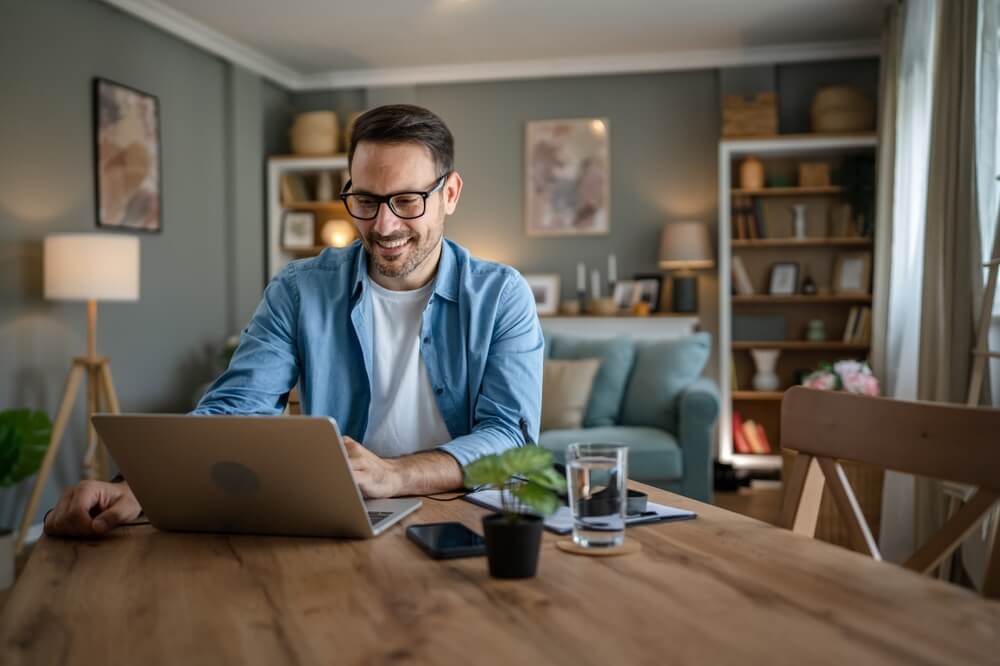 man working in his laptop 