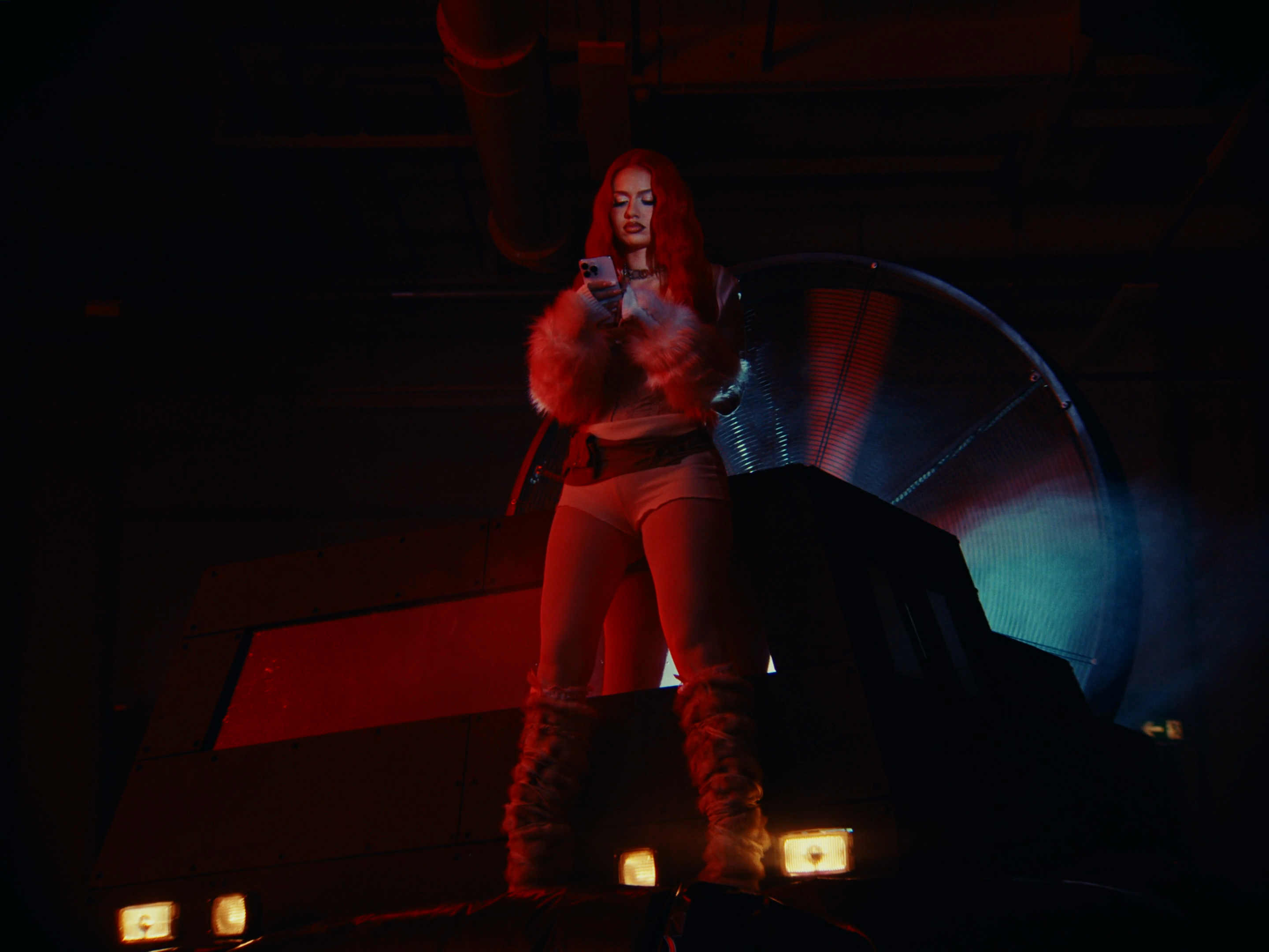 Haus im Meer (Intro) - badmómzjay 2