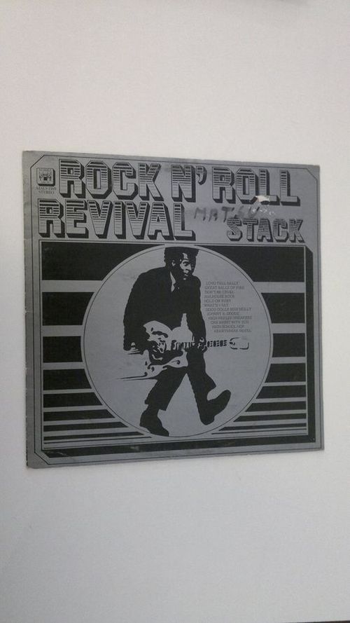 Rock N' Roll Revival - Stack  Megan K. | Finlandia Kirja | Osta Antikvaarista - Kirjakauppa verkossa