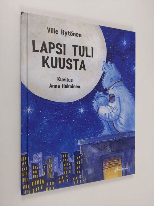 Lapsi tuli kuusta (UUDENVEROINEN) - Hytönen  Ville | Finlandia Kirja | Antikvaari - kirjakauppa verkossa