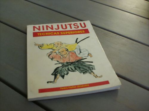 Ninjutsu Tecnicas superiores. - Fleitas Pedro | Antikvaari Portaan Peikko | Osta Antikvaarista - Kirjakauppa verkossa