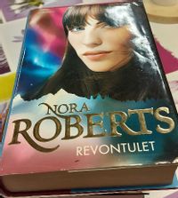 Revontulet - Roberts Nora | Finlandia Kirja | Osta Antikvaarista -  Kirjakauppa verkossa