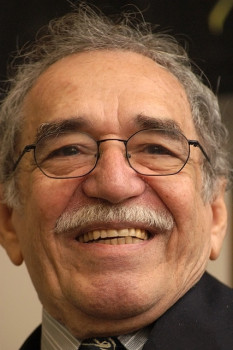 Kirjailija Gabriel García Márquez / Antikvaari.fi