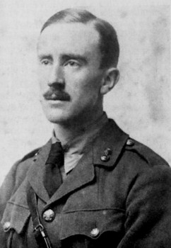 Kirjailija J. R. R. Tolkien / Antikvaari.fi