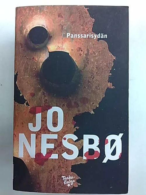 Panssarisydän - Nesbo Jo | Antikvaarinen Kirjakauppa Tessi | Osta Antikvaarista - Kirjakauppa verkossa