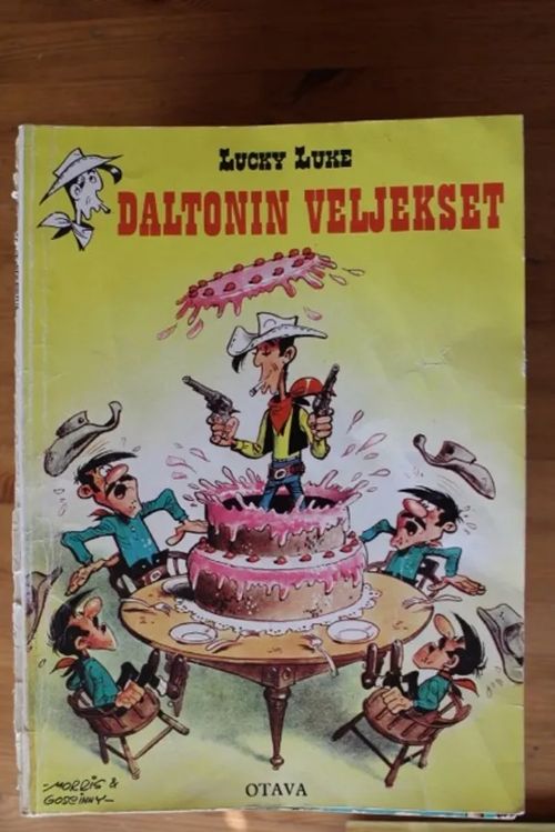 Lucky Luke - Daltonin veljekset | Antikvaarinen Kirjakauppa Tessi | Osta Antikvaarista - Kirjakauppa verkossa