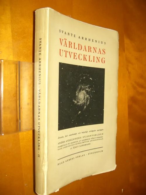 Världarnas utveckling - Arrhenius, Svante | Divari & Antikvariaatti Kummisetä | Osta Antikvaarista - Kirjakauppa verkossa