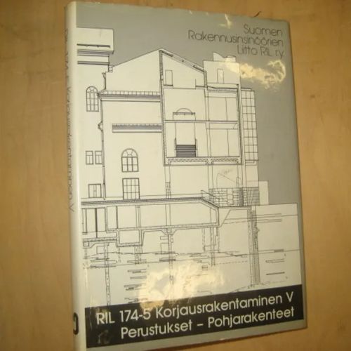 RIL 174-5 Korjausrakentaminen V - Perustukset - Pohjarakenteet - Mäkelä Harri | Divari & Antikvariaatti Kummisetä | Osta Antikvaarista - Kirjakauppa verkossa