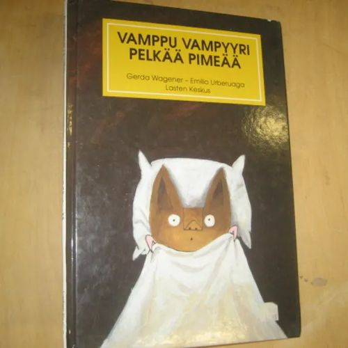 Vamppu Vampyyri pelkää pimeää - Wagener Gerda, Urberuaga Emilio | Divari &  Antikvariaatti Kummisetä | Osta Antikvaarista -