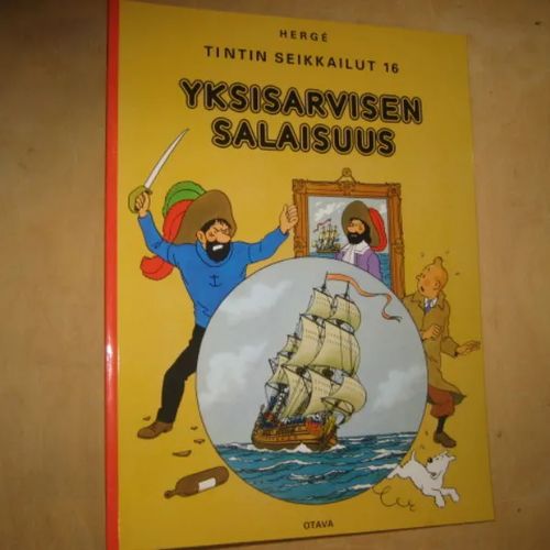 Yksisarvisen salaisuus - Tintin seikkailut 16 - Herge | Divari & Antikvariaatti Kummisetä | Osta Antikvaarista - Kirjakauppa verkossa