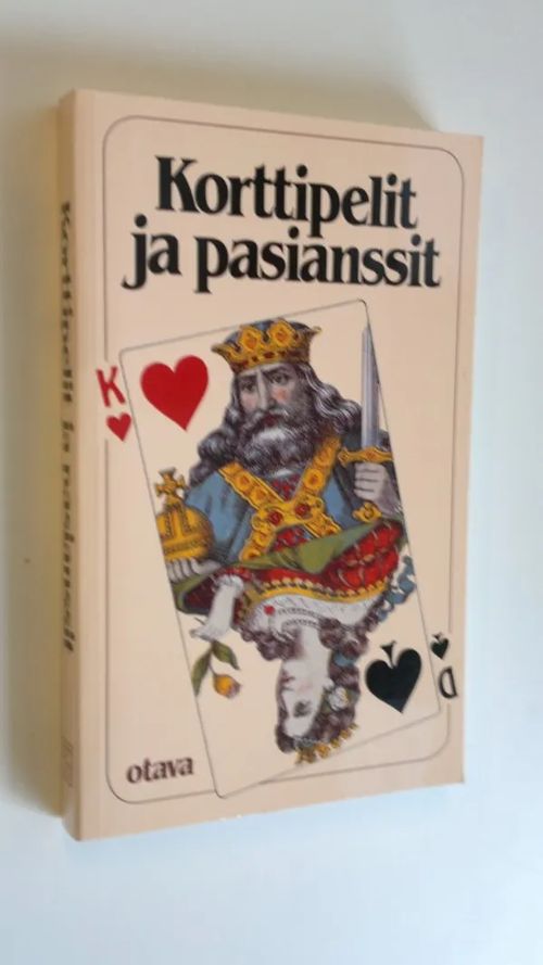 Korttipelit ja pasianssit - Kurki-Suonio, Ilmo (toim.) | Finlandia Kirja |  Osta Antikvaarista - Kirjakauppa verkossa