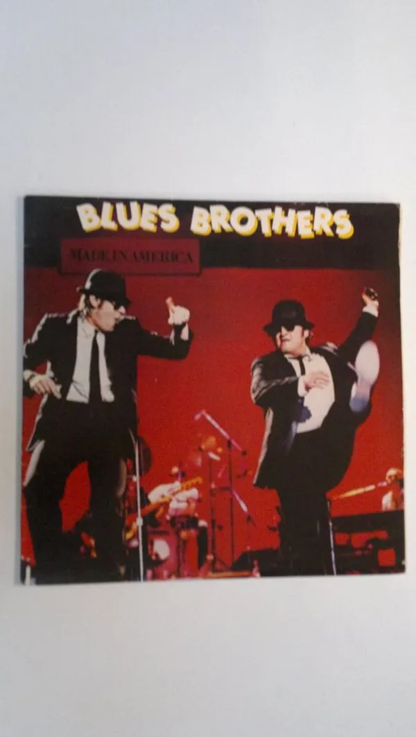 Made In America - The Blues Brothers | Finlandia Kirja | Osta Antikvaarista - Kirjakauppa verkossa