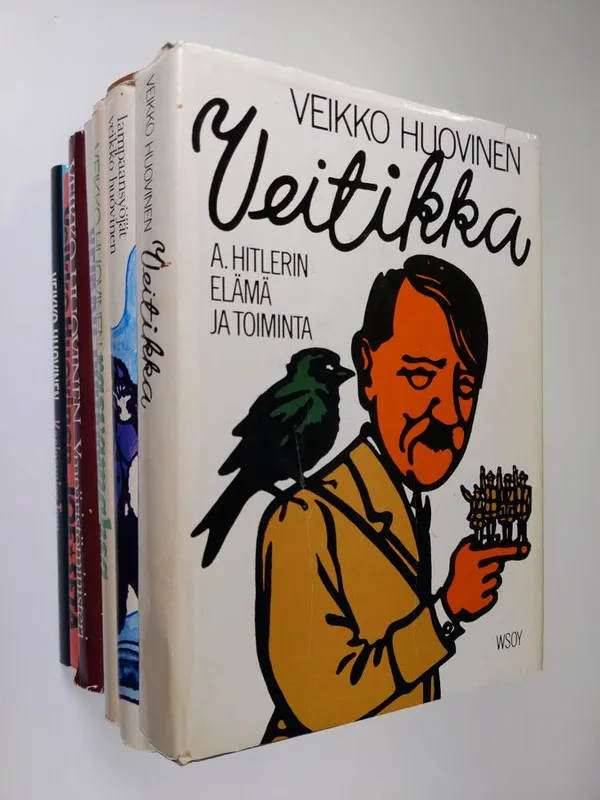 Veikko Huovinen -paketti (x7) : Veitikka ; Lampaansyöjät ; Rasvamaksa ; Lentsu ; Ympäristöministeri ; Joe-setä ; Kasinomies Tom - Huovinen, Veikko | Finlandia Kirja | Osta Antikvaarista - Kirjakauppa verkossa