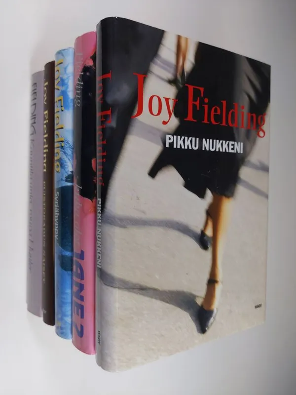 Joy Fielding -paketti (x5) : Pikku nukkeni ; Kuka olet Jane? ; Syrjähyppy ; Puistokadun naiset ; Kauniita unia, rouva Hunter - Fielding, Joy | Finlandia Kirja | Osta Antikvaarista - Kirjakauppa verkossa