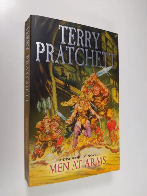 Men at Arms - Pratchett, Terry | Finlandia Kirja | Osta Antikvaarista - Kirjakauppa verkossa