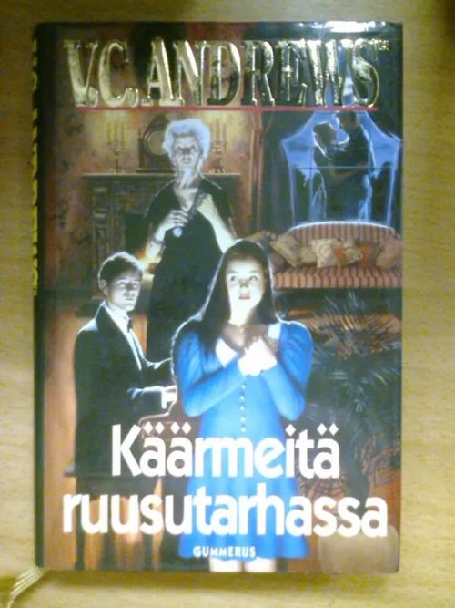 Käärmeitä ruusutarhassa - Anderws V. C. | Kirja Waldemar | Osta Antikvaarista - Kirjakauppa verkossa