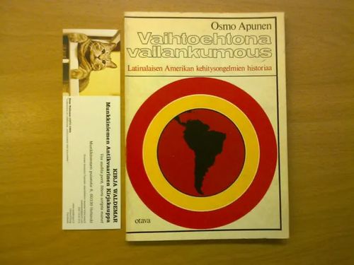 Vaihtoehtona vallankumous. Latinalaisen Amerikan kehitysongelmien historiaa - Apunen Osmo | Kirja Waldemar | Osta Antikvaarista - Kirjakauppa verkossa