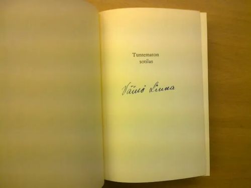 Tuntematon sotilas (, Linnan signeeraus) - Linna Väinö | Kirja  Waldemar | Osta Antikvaarista - Kirjakauppa verkossa