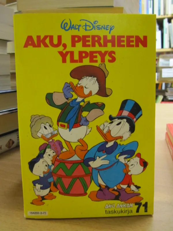 Aku Ankan taskukirja 71 - Aku, perheen ylpeys | Kirja Waldemar | Osta Antikvaarista - Kirjakauppa verkossa