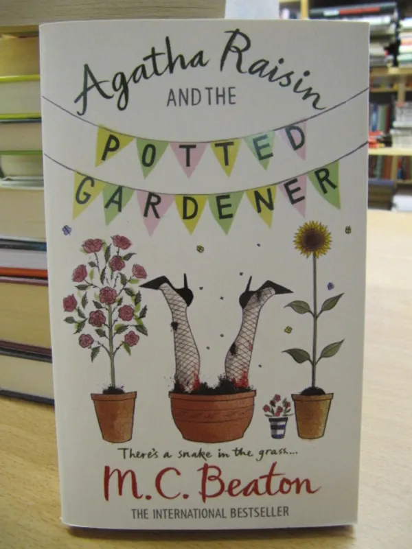 Agatha Raisin and the Potted Gardener - Beaton M. C. | Kirja Waldemar | Osta Antikvaarista - Kirjakauppa verkossa