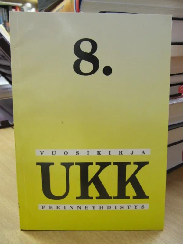 UKK perinneyhdistys 8. vuosikirja | Kirja Waldemar | Osta Antikvaarista - Kirjakauppa verkossa