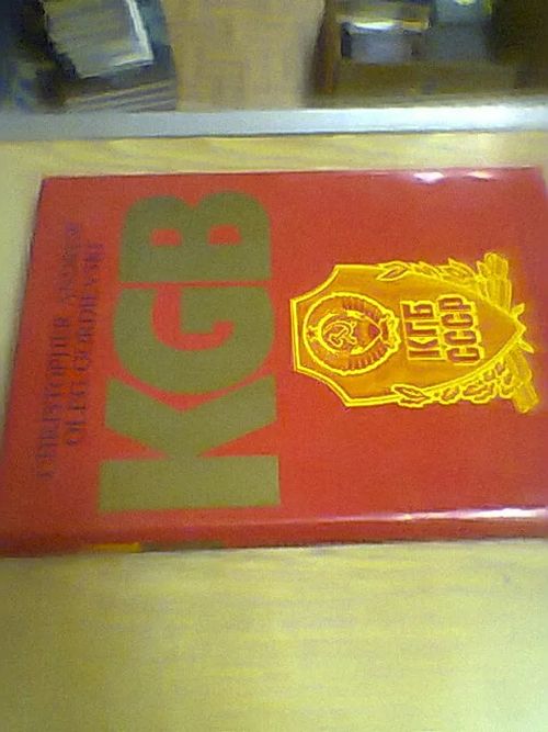 KGB - Christopher Andrew | Tomin antikvariaatti | Osta Antikvaarista - Kirjakauppa verkossa