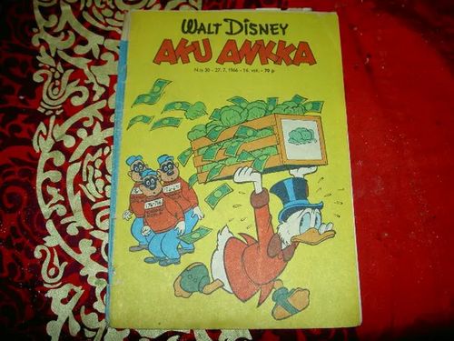 Aku Ankka 30/1966 | Tomin antikvariaatti | Osta Antikvaarista - Kirjakauppa verkossa